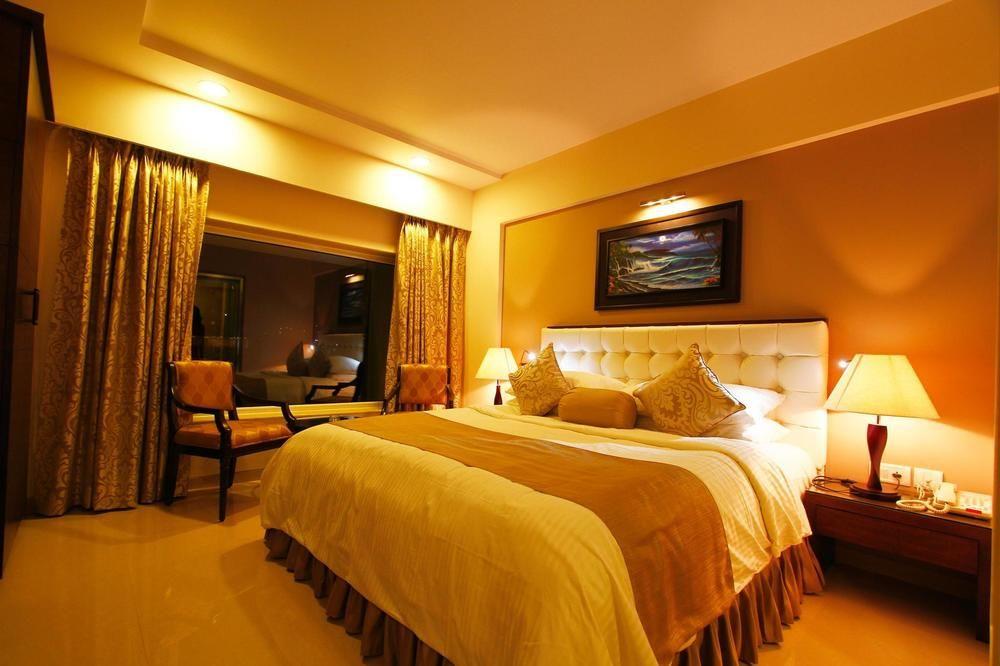 Hotel La Capitol Panaji Esterno foto