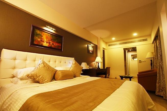 Hotel La Capitol Panaji Esterno foto