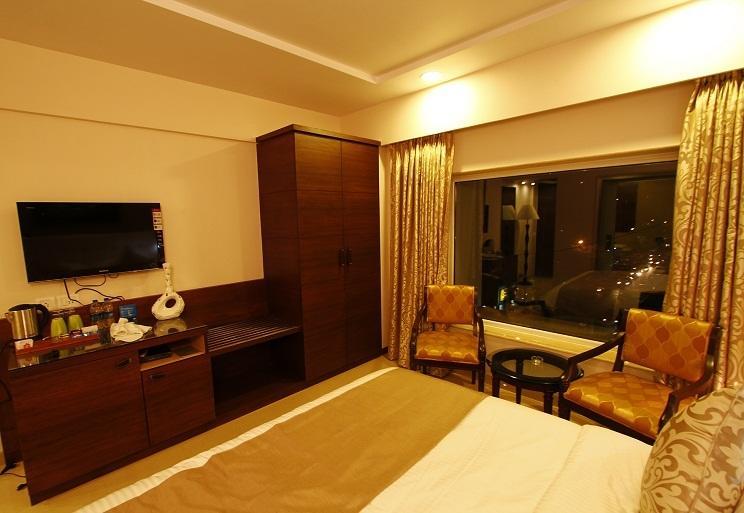 Hotel La Capitol Panaji Esterno foto